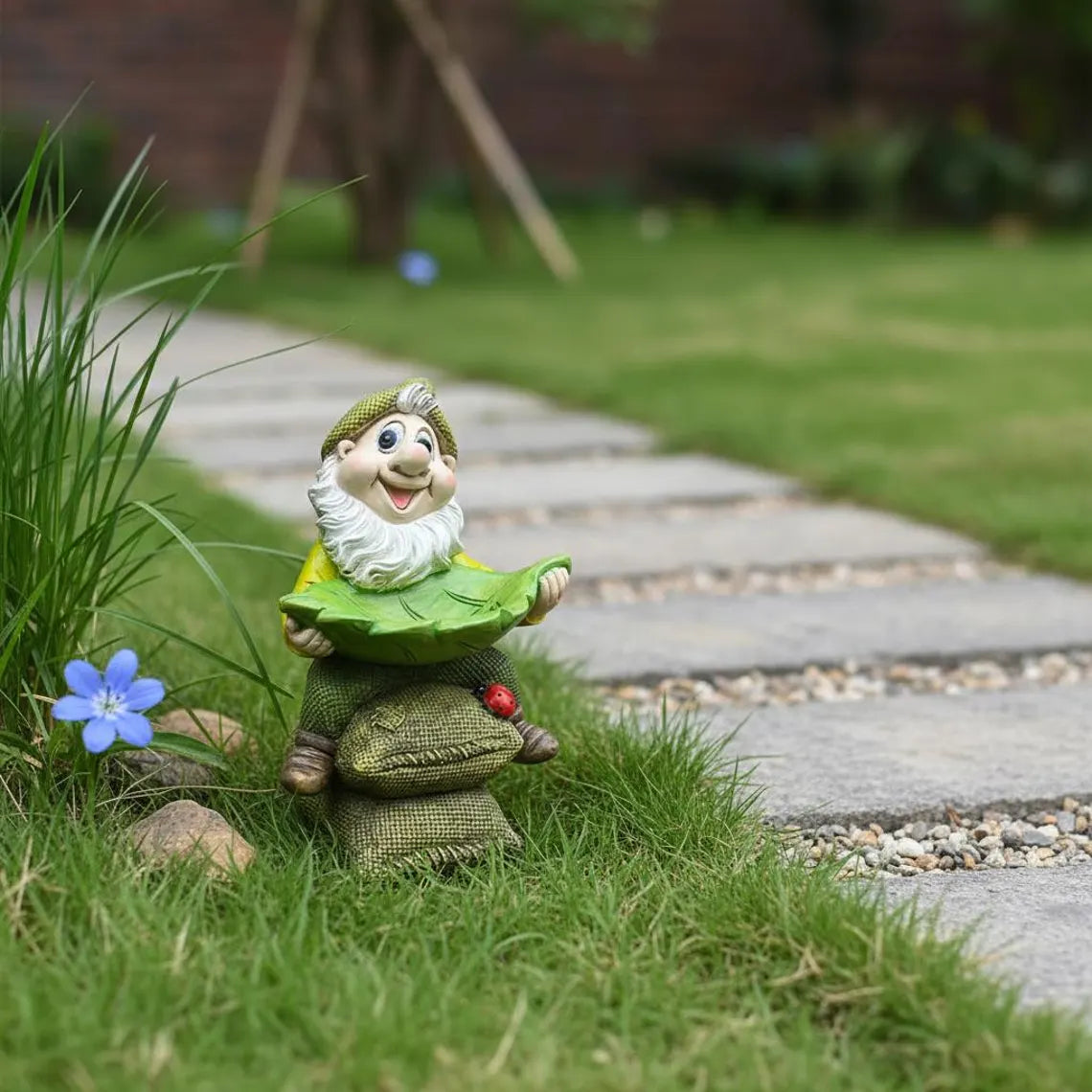 🍃🐦 Garden Gnome Bird Butler™ | Whimsical Leaf Bird Feeder Statue
